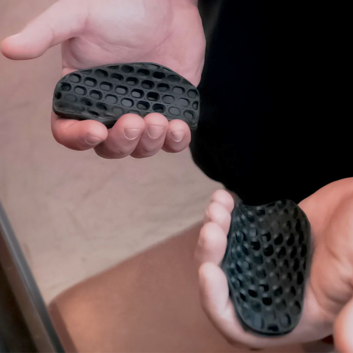 Grip Anti-calo em Silicone para Academia – Proteção Total nas Mãos Detalhe 5